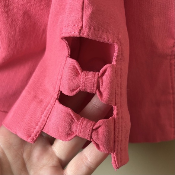 89th & Madison Bright Pink Capri with Bows - Picture 6 of 9